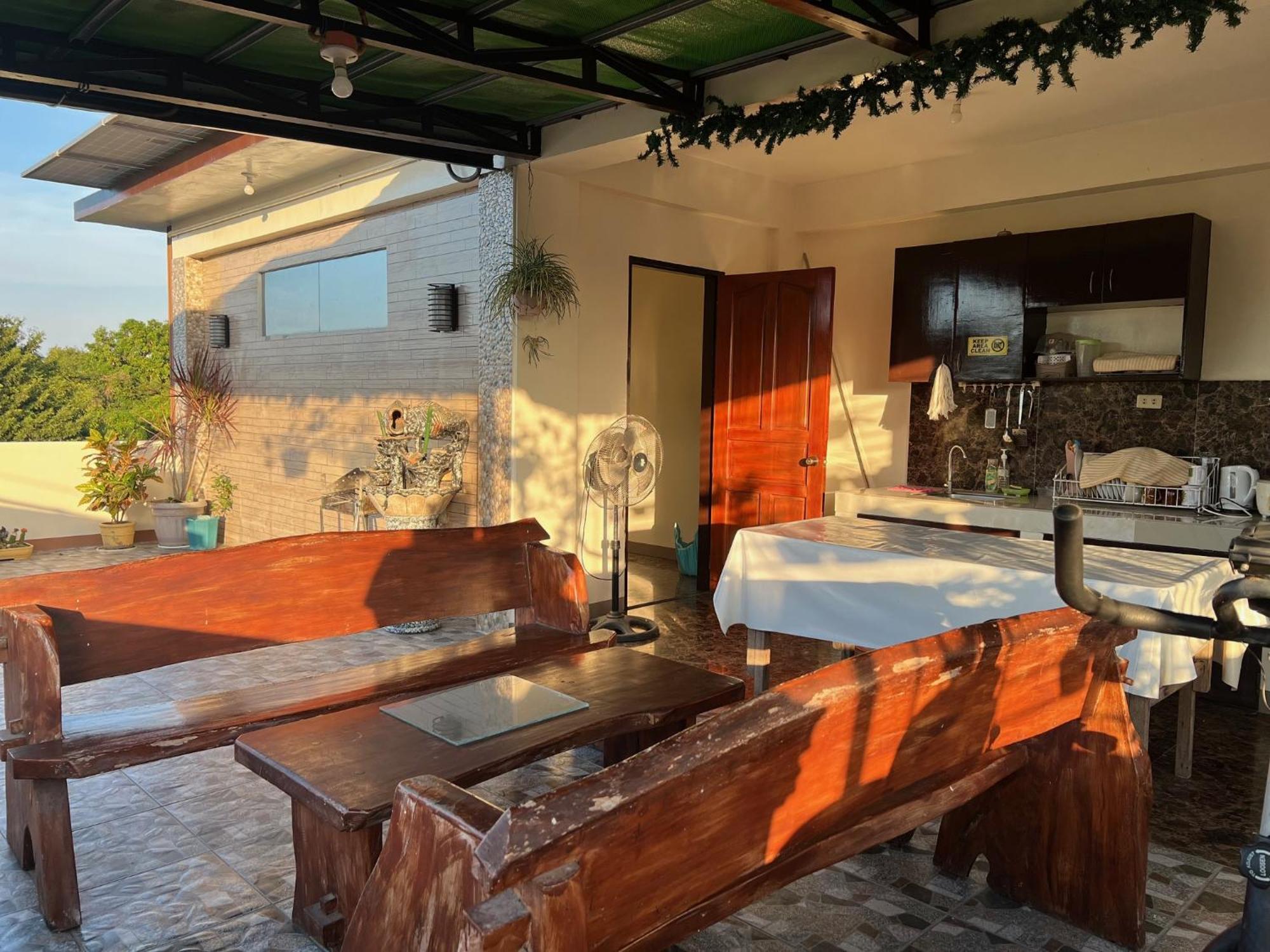 Villa Lourdes Alaminos Exterior photo