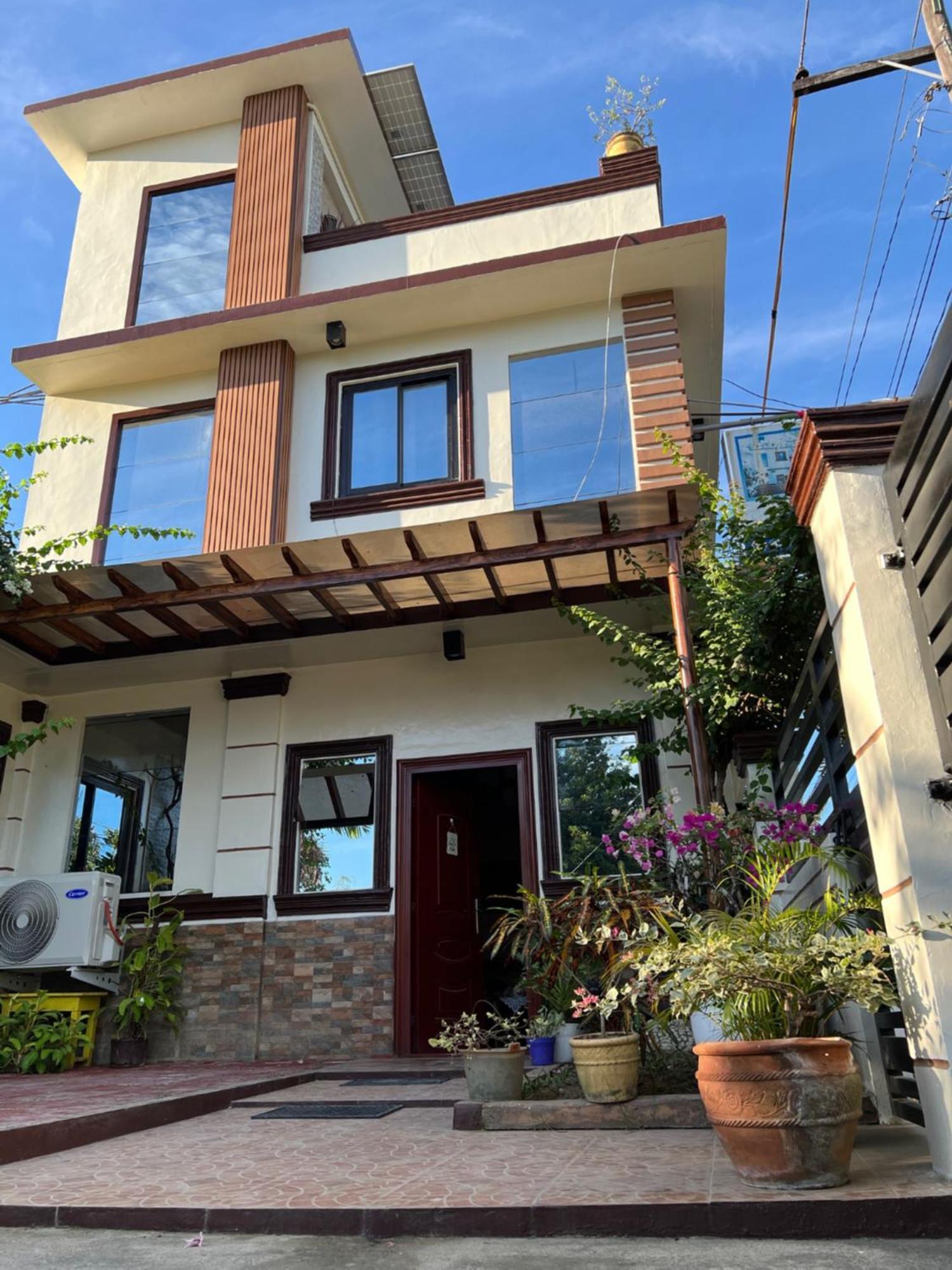 Villa Lourdes Alaminos Exterior photo