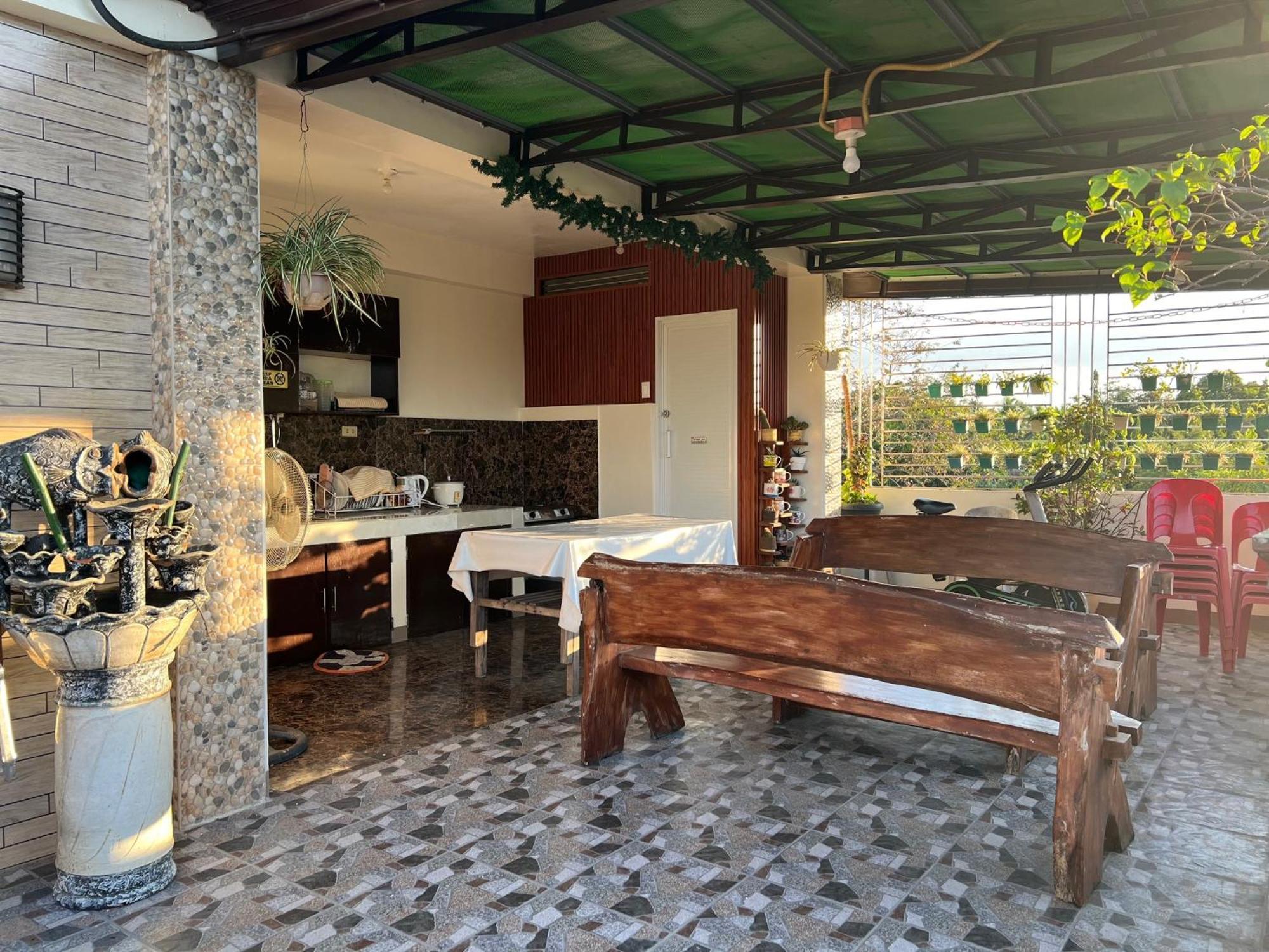 Villa Lourdes Alaminos Exterior photo